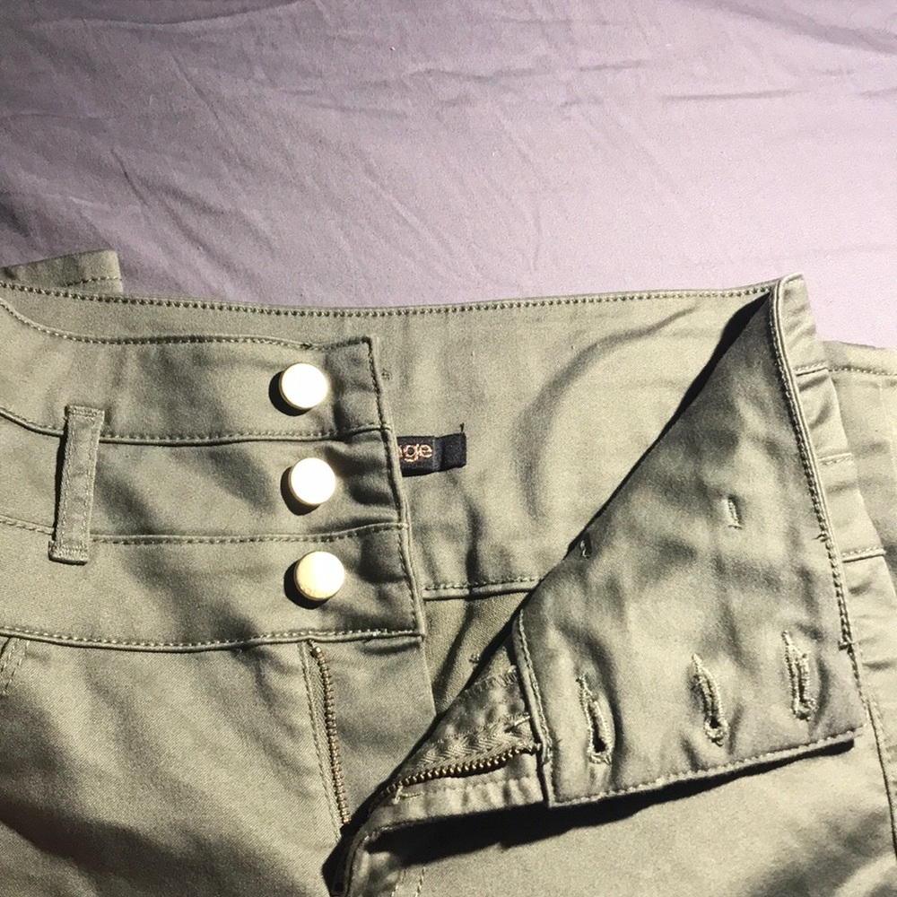 pants! - Picture 2 of 4